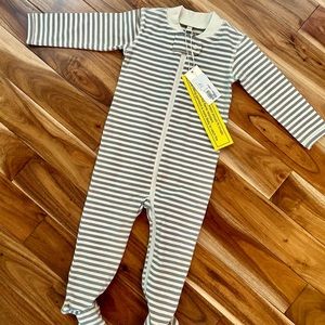 New Quincy Mae footed pyjamas 6-12m